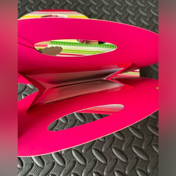 NWT Bath and Body Works lot of 3 Paper Gift Bags - Picture 4 of 14